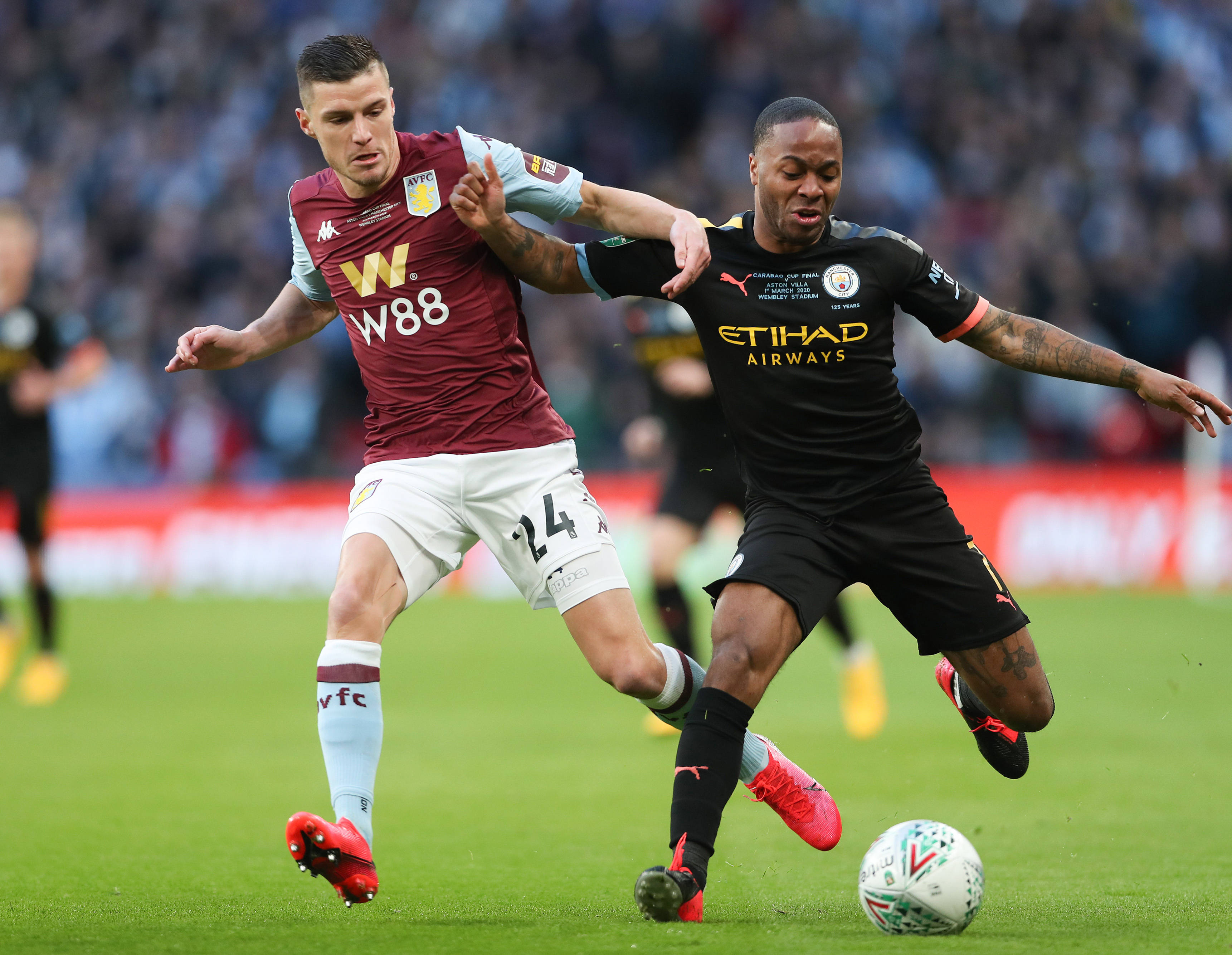 扎瓦拉球员：C罗是世界第二好的球员，本场比赛我们充满斗志（扎瓦拉球员：C罗位列世界第二，此战我们士气高涨）