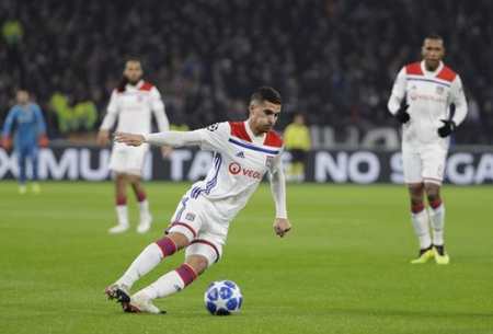 乌度卡：控卫是最难打的位置之一，阿门需要在攻传之间找平衡