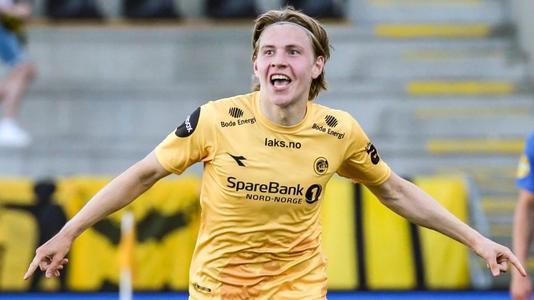 提前晋级女足亚冠8强，常卫魏：感谢老队员们的咬牙坚持（女足亚冠提前锁定八强，常卫魏致谢老将顽强坚守）