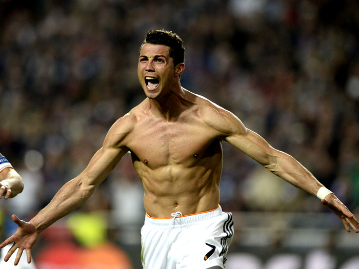 集体低迷！开拓者上半场13次失误&禁区得分14-36落后