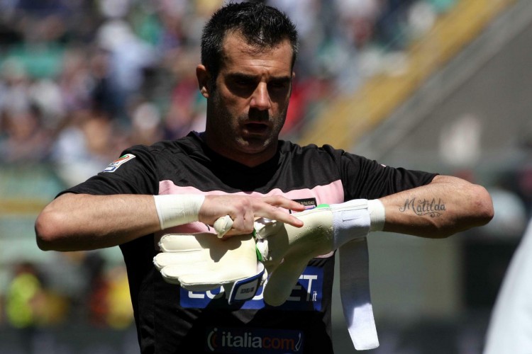 这队踢得像一台机器