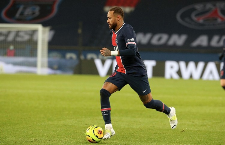 日职联半场：相马勇纪造险，柏太阳神0-0町田泽维亚