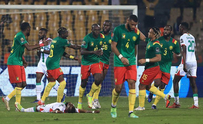 2025／26赛季英超：想上场就得用表现说话！阿莫林强硬表态（2025／26英超：出场看实力，阿莫林强硬放话）