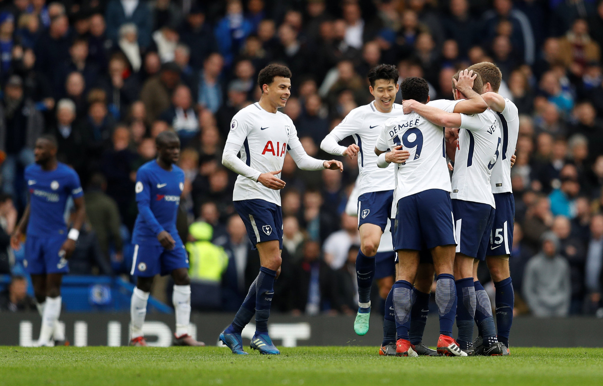 英超第18轮裁判选派：安东尼·泰勒吹罚曼联vs纽卡焦点战（英超第18轮裁判安排：安东尼·泰勒执法曼联对阵纽卡的焦点之战）