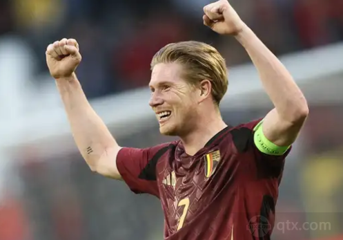 斯洛特：为恢复状态会让伊萨克多多出场，哪怕他表现不是最佳（斯洛特称会给伊萨克更多机会找回状态，即便表现未达最佳）