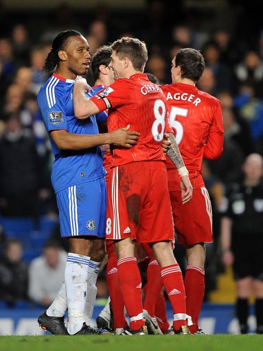 巴萨今夏卖卡萨多免签托马斯引热议