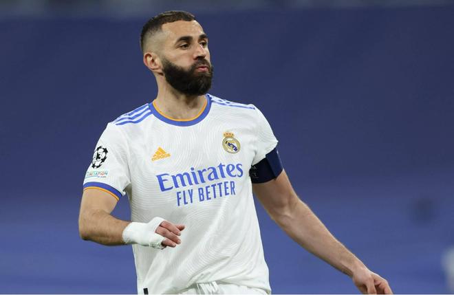 外媒：因科隆对马拉要价过高，拜仁接触波兰17岁边锋新星（外媒：科隆抬高马拉身价，拜仁转洽17岁波兰边锋新星）