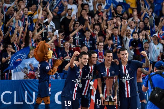 冬窗锋线猎物争夺战！英媒点名塞梅尼奥更适合红军（冬窗前锋引援大战：英媒力荐塞梅尼奥最适合红军）