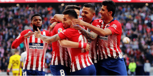 世界最经典的十大足球技巧（全球十大经典足球招式解析）