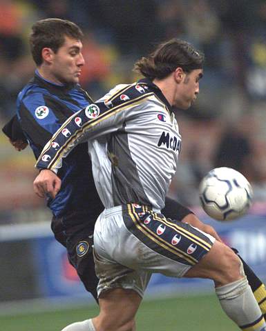 163球，劳塔罗超越马佐拉独占国米队史射手榜第四位